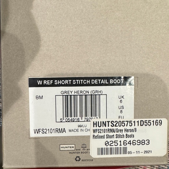 Hunter Gray Boots with Tan Accents size 8 - Picture 7 of 7